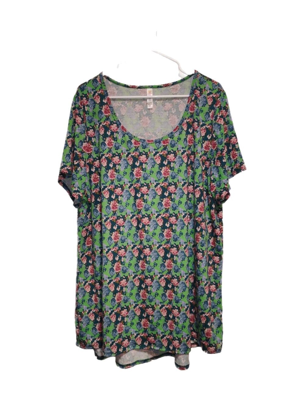 Lularoe Women's Shirt Size 3X